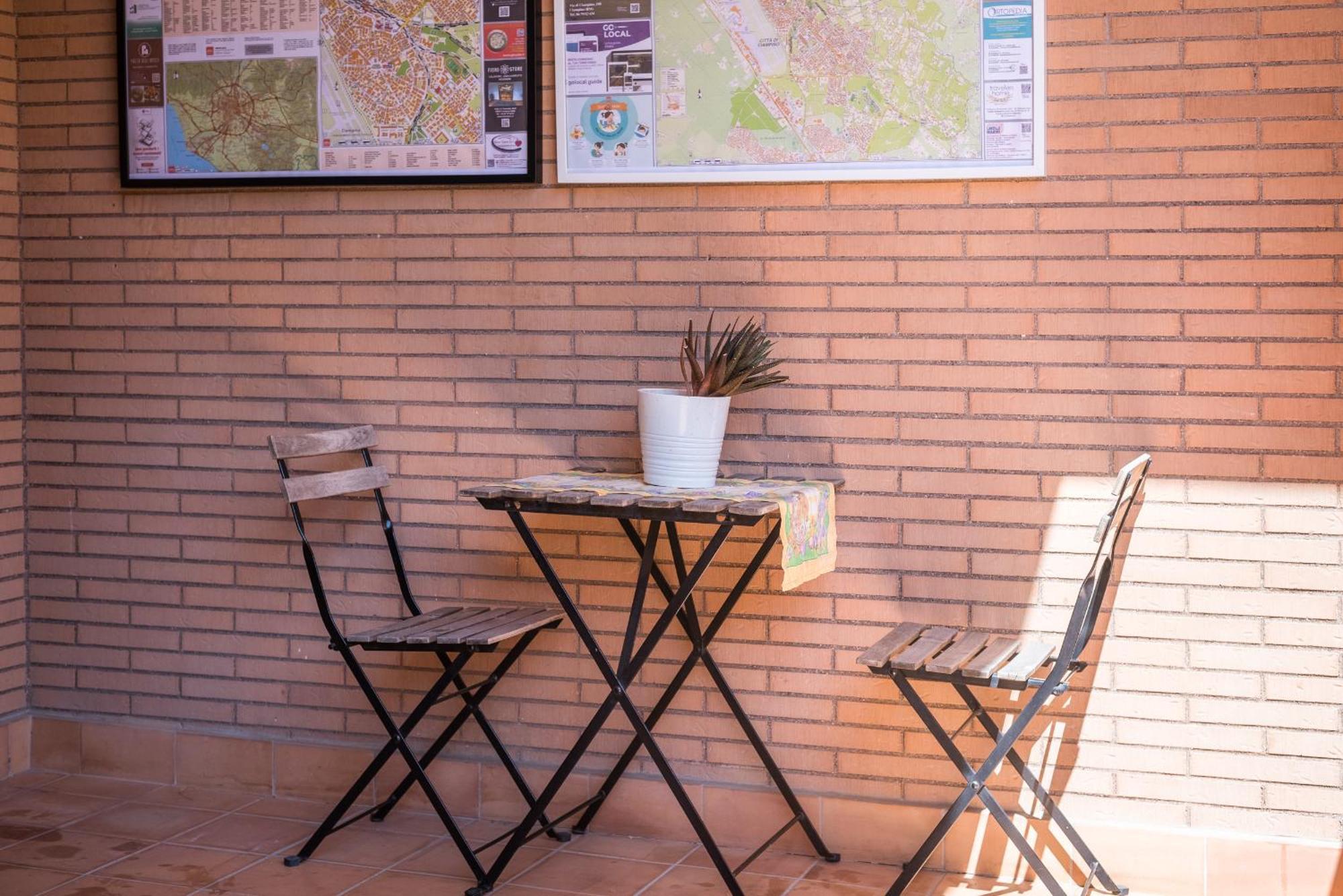 Travelershome Ciampino Suite Exteriér fotografie