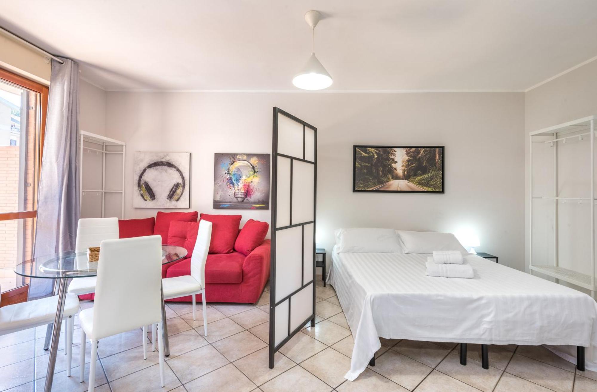 Travelershome Ciampino Suite Exteriér fotografie